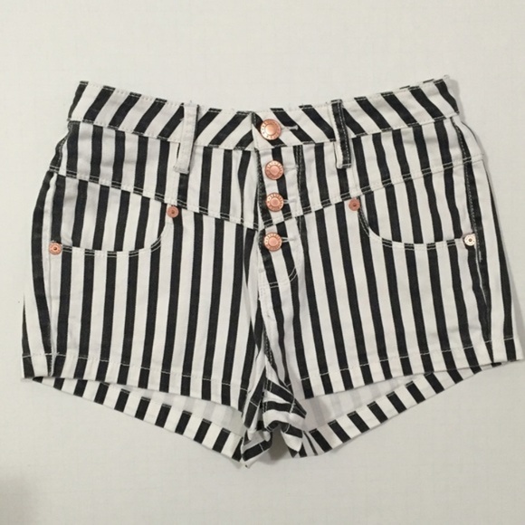 Kendall & Kylie High-rise Striped Jean Shorts - Picture 1 of 4